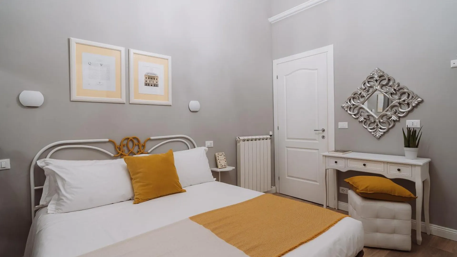 Bed & Breakfast Rooms Genova Dei Rolli Italy