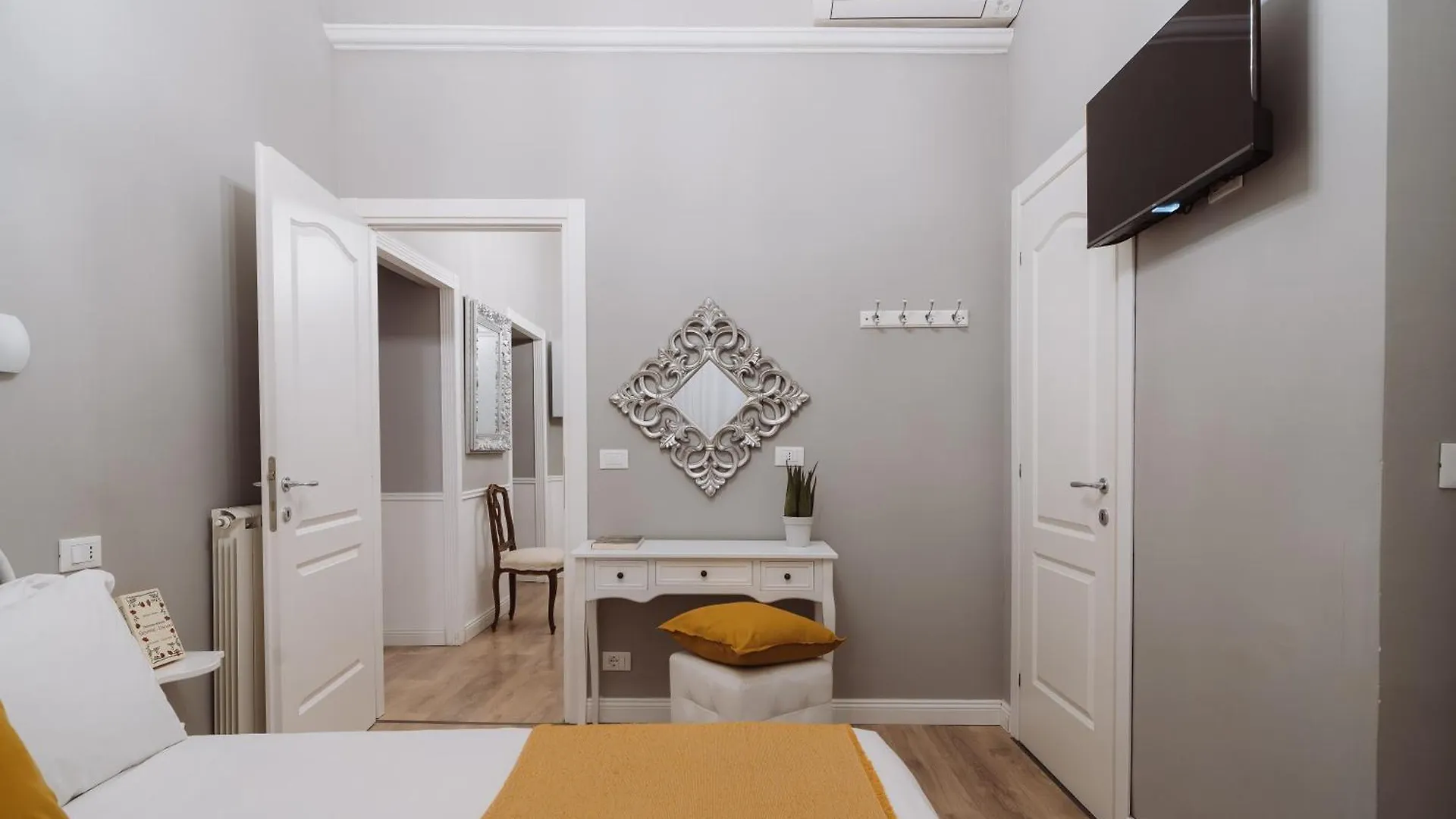 Rooms Genova Dei Rolli 0*, Genoa